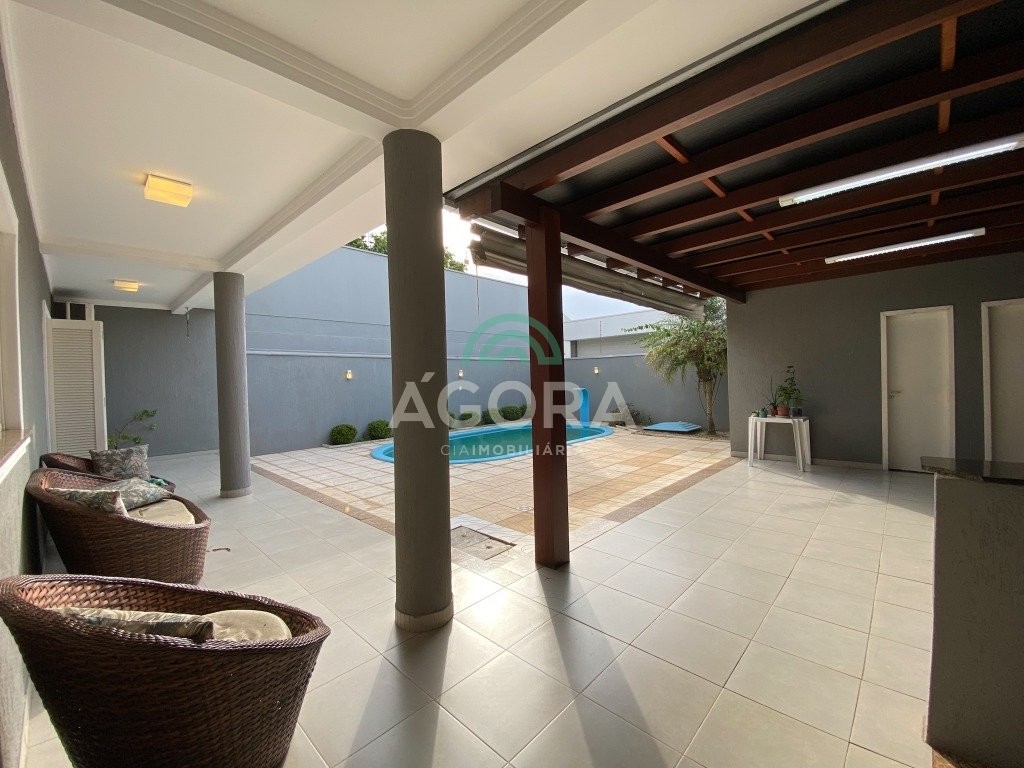 Gallery 01