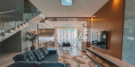 Home in Metric Way