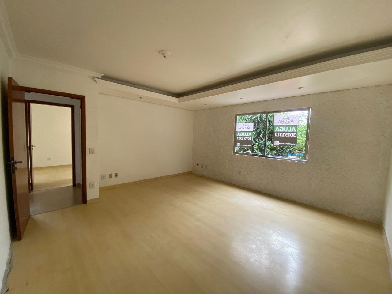 Gallery 01