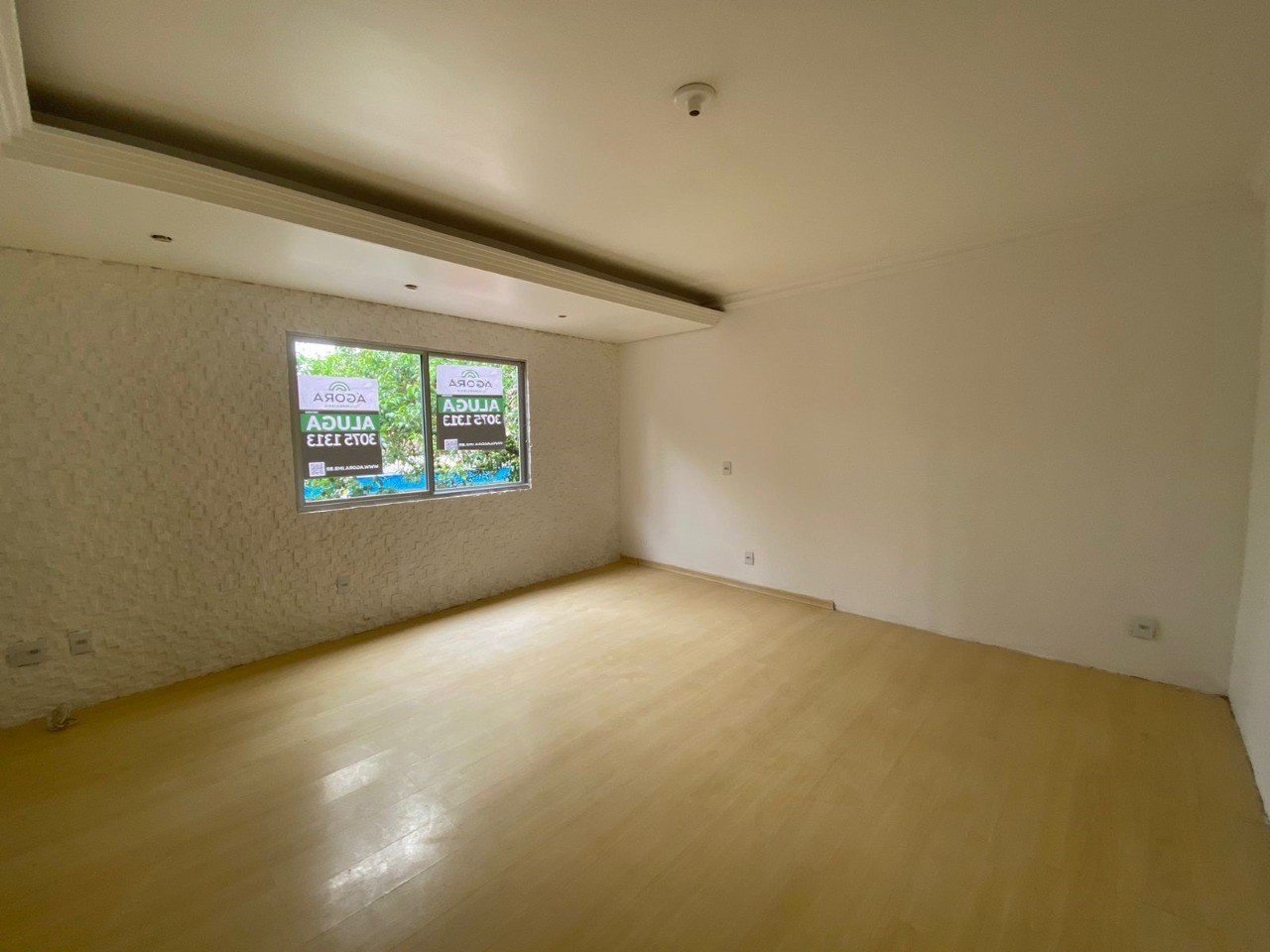 Gallery 01