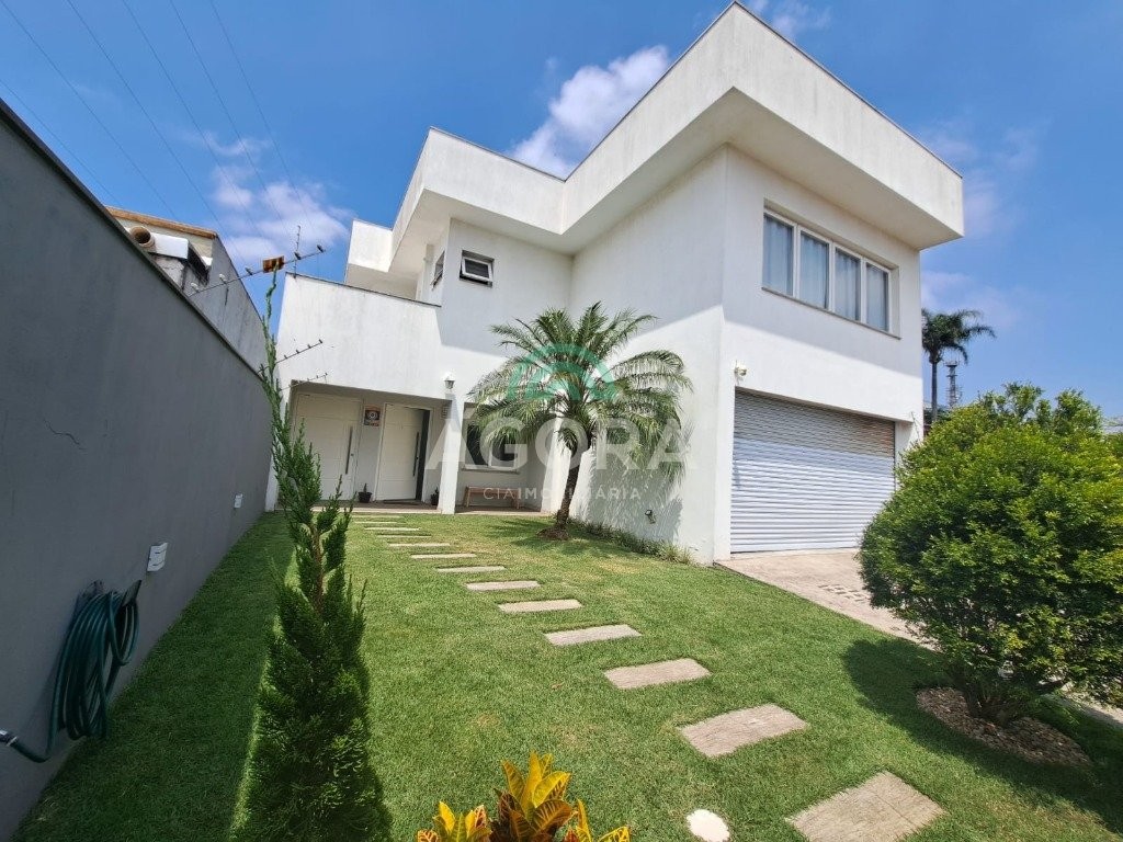 Home in Metric Way