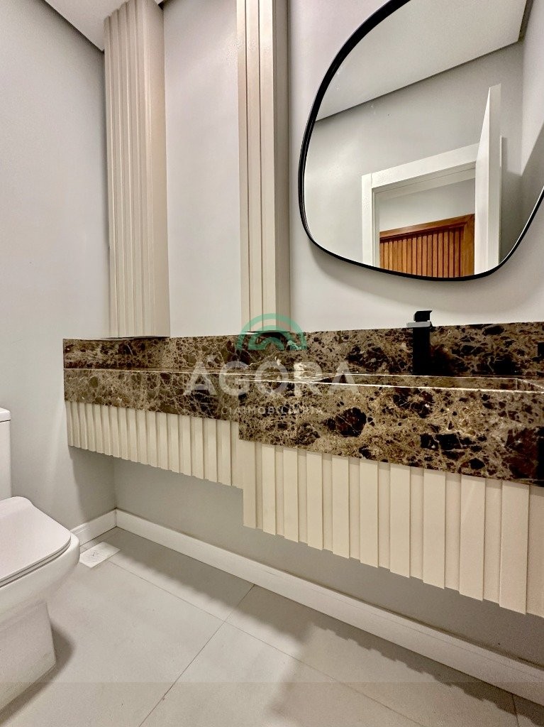 Gallery 01