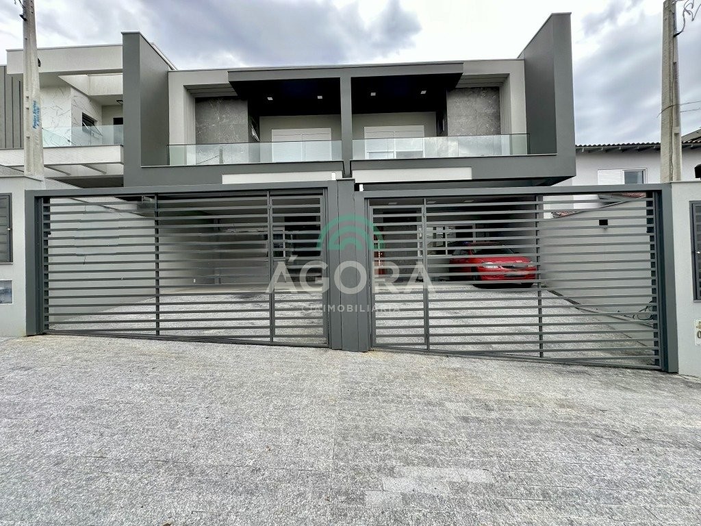 Gallery 01