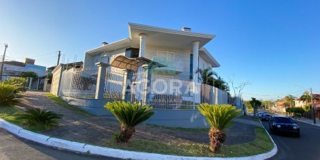 Home in Metric Way