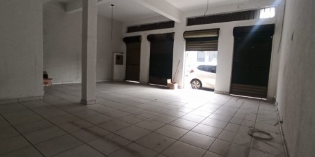 Home in Metric Way