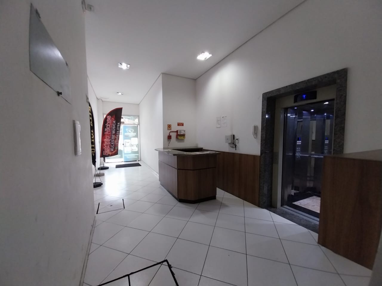 Gallery 01