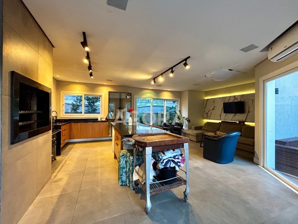 Gallery 01