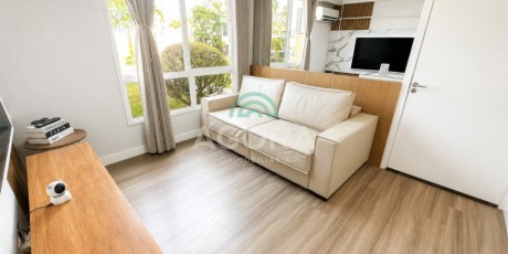 Home in Metric Way