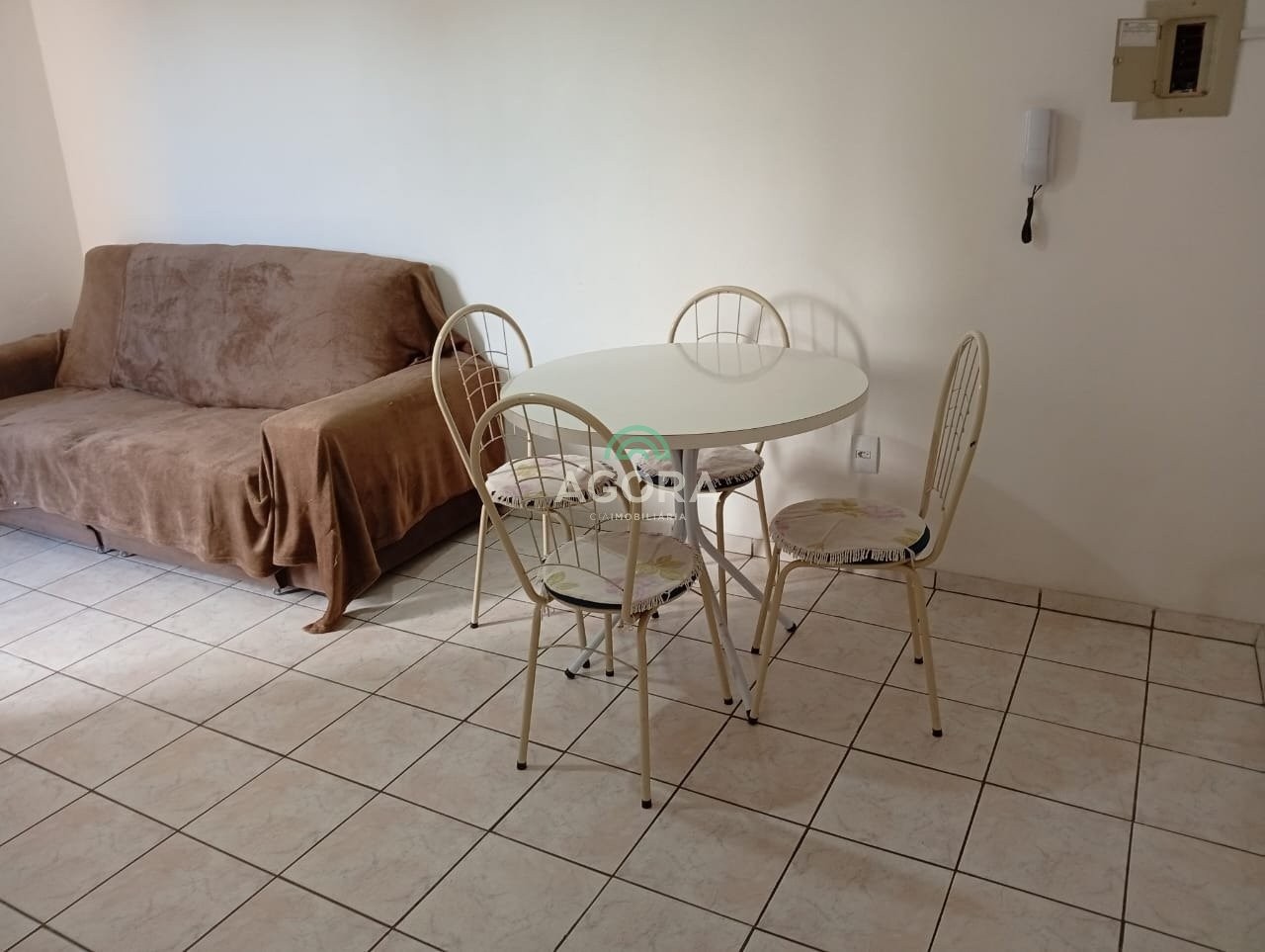Gallery 01