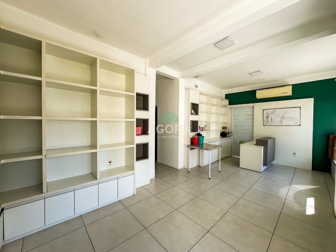 Gallery 01