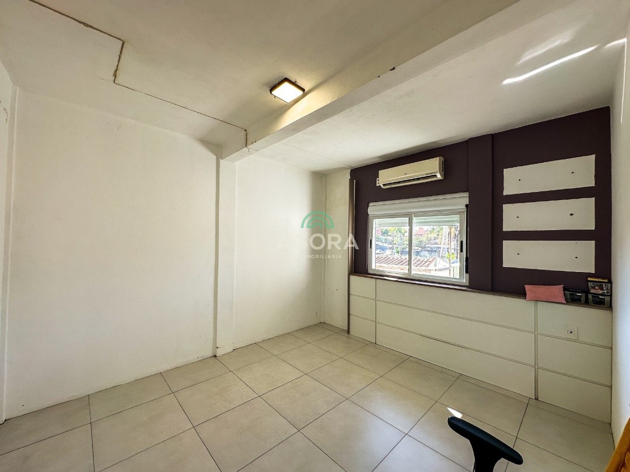 Gallery 01