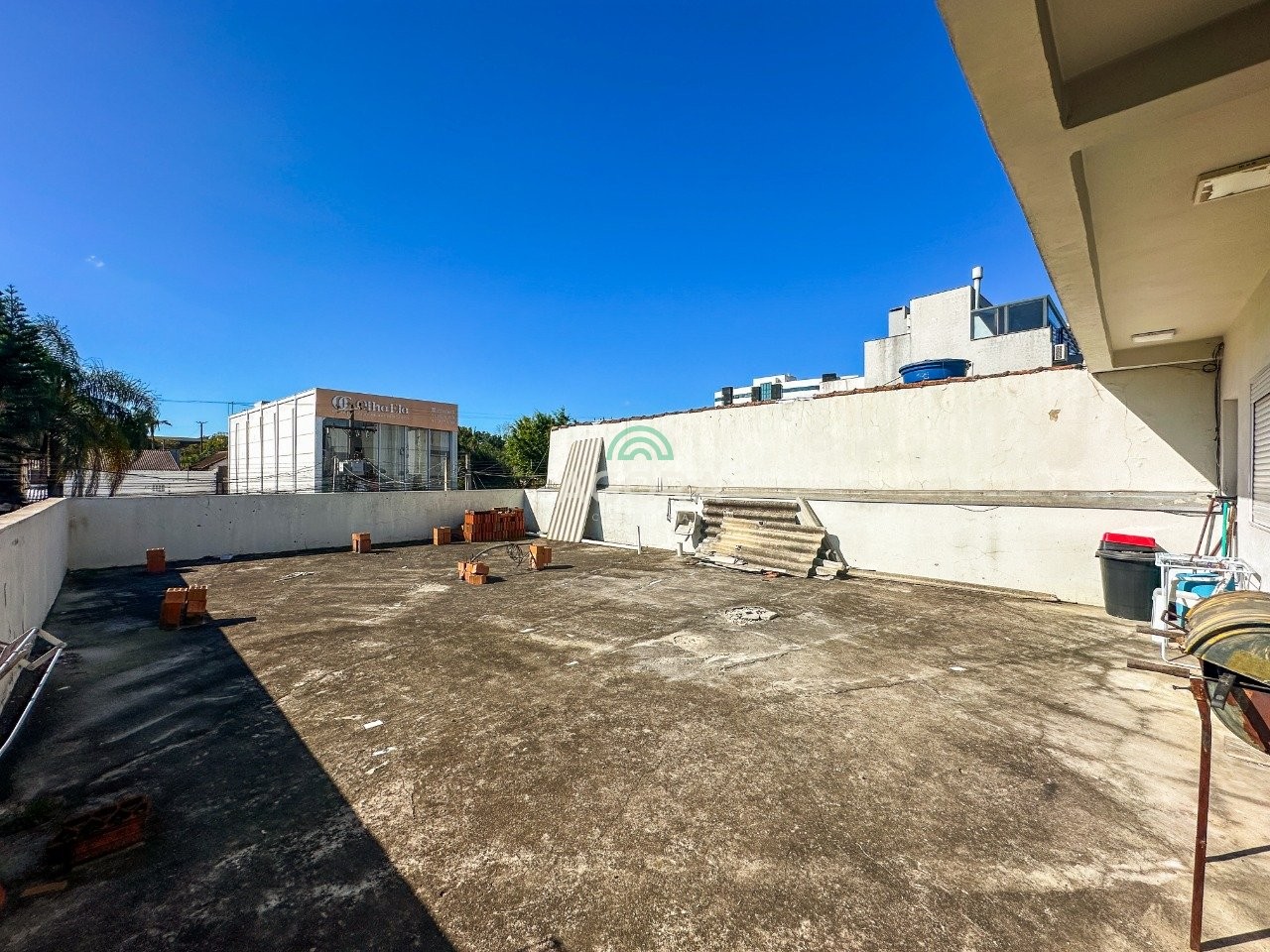 Gallery 01