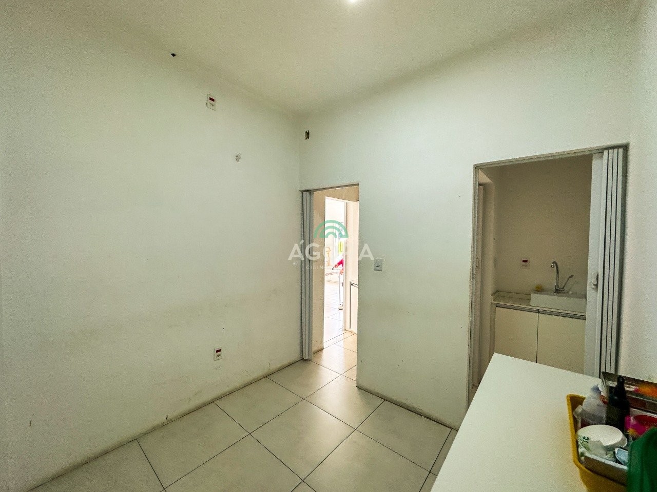 Gallery 01