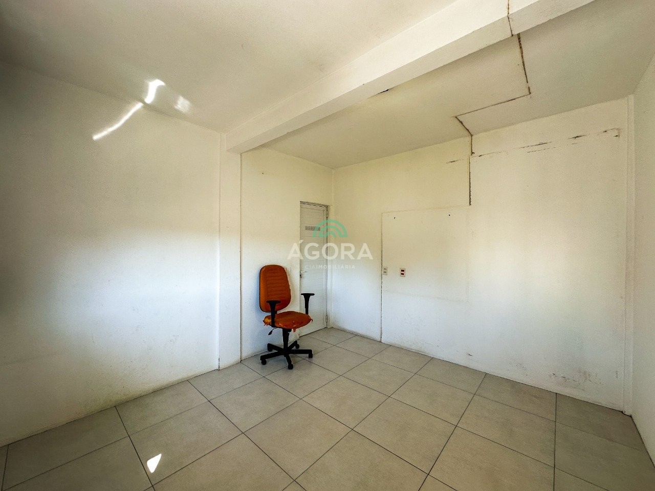 Gallery 01