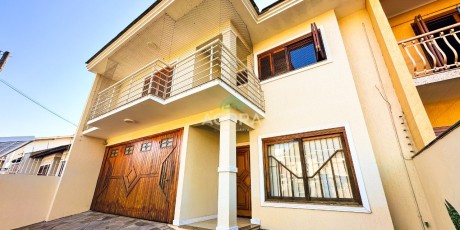 Home in Metric Way