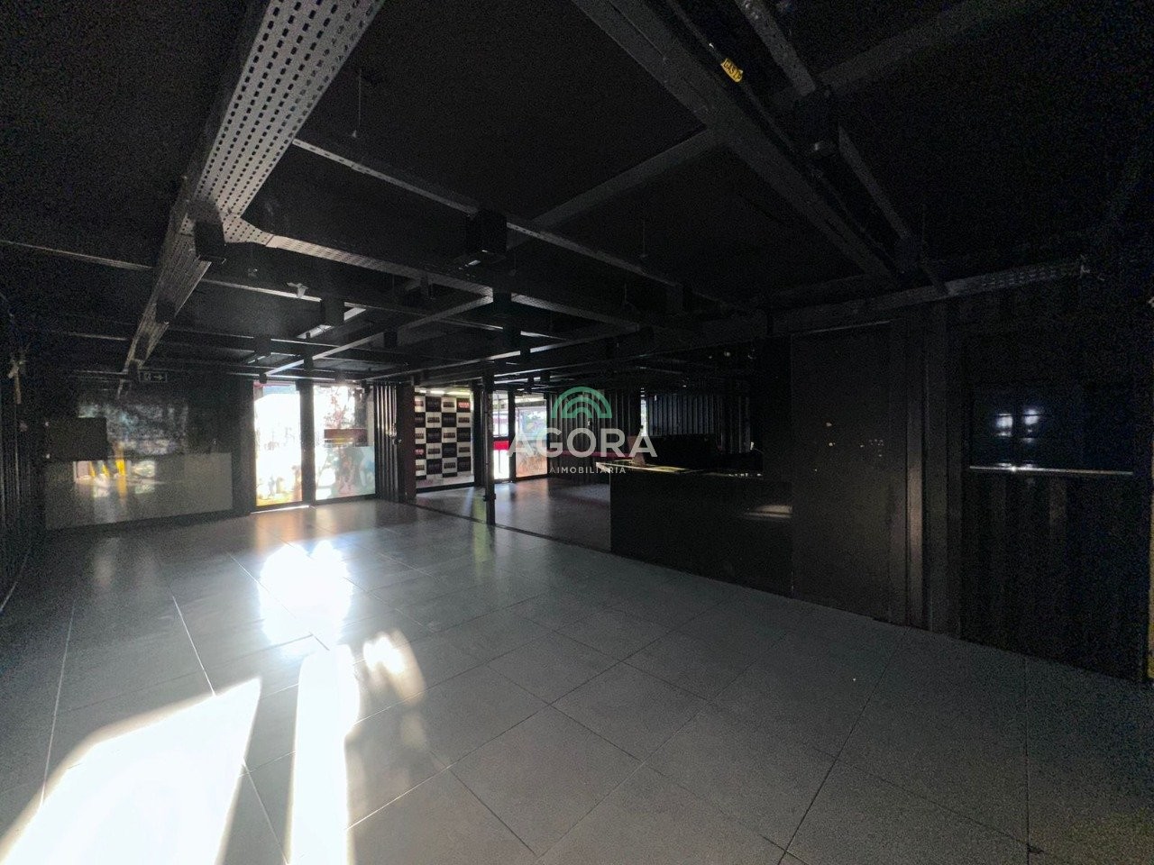 Gallery 01