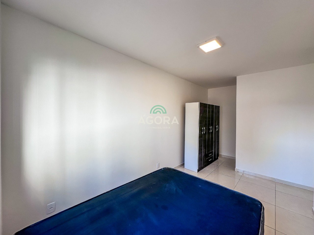 Gallery 01
