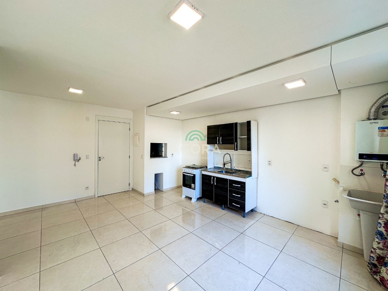 Gallery 01