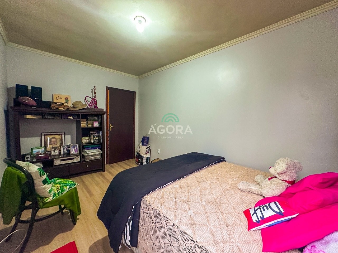 Gallery 01