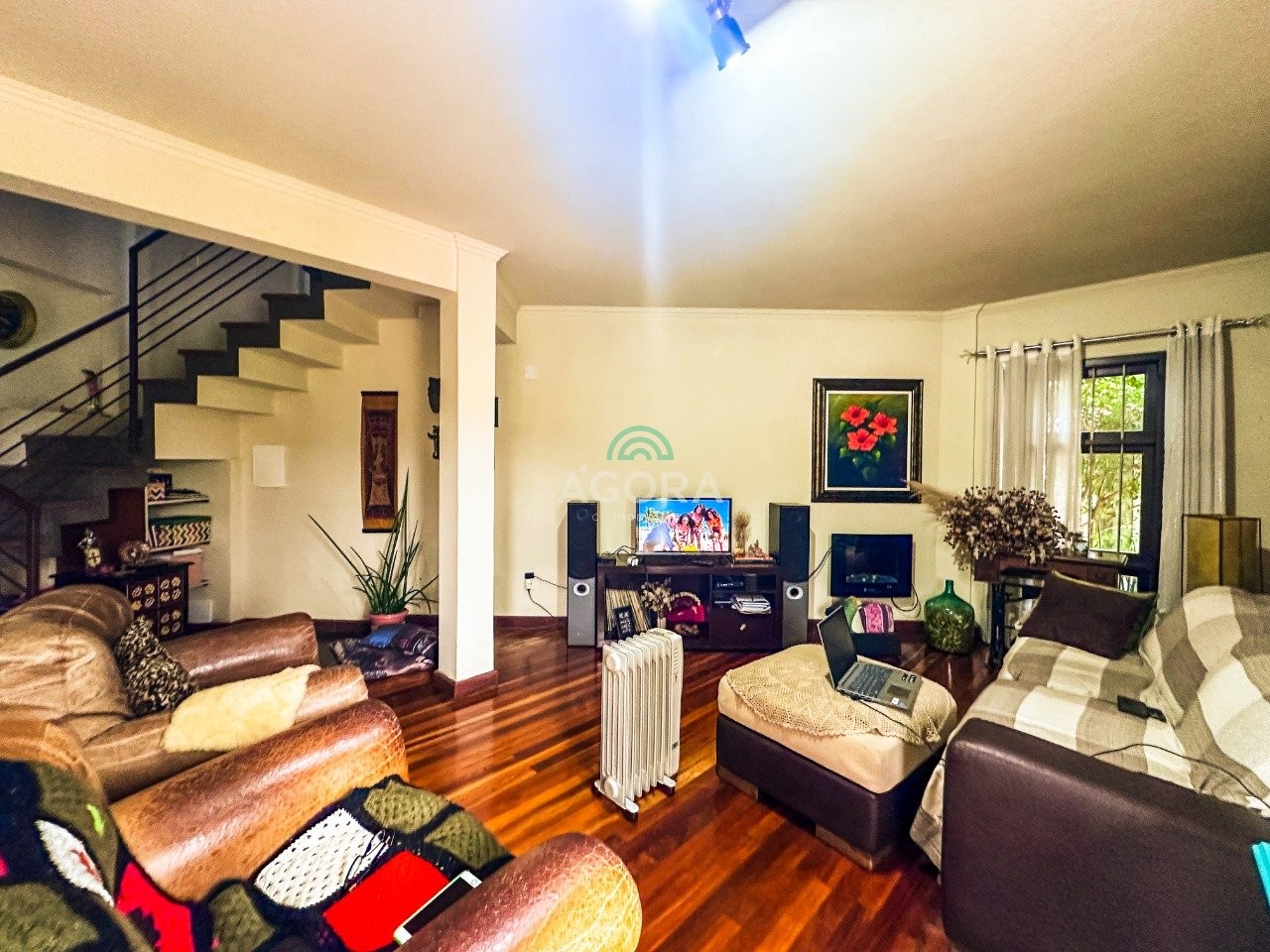 Gallery 01