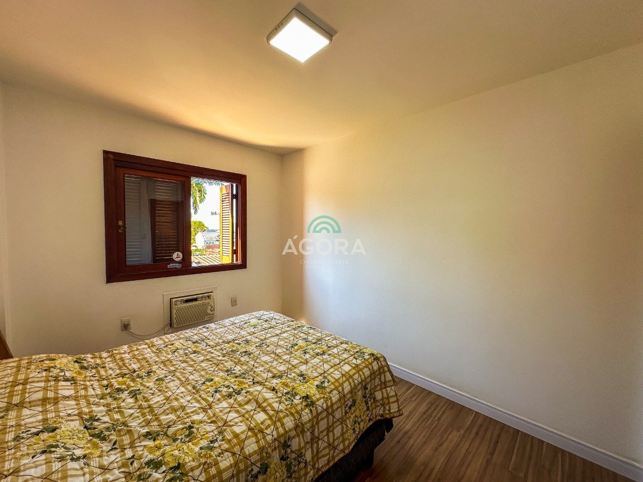 Gallery 01