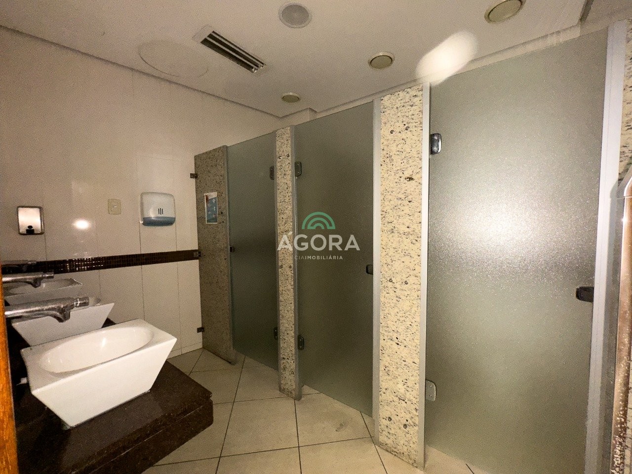 Gallery 01