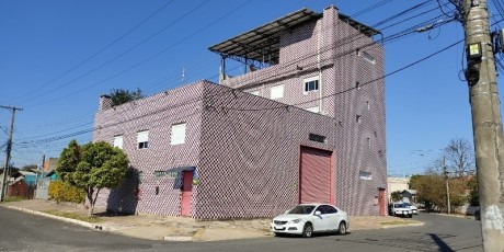 Home in Metric Way